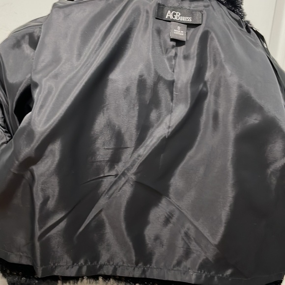 Faux Fur Short Jacket
💥Final Price💥 - Picture 5 of 8